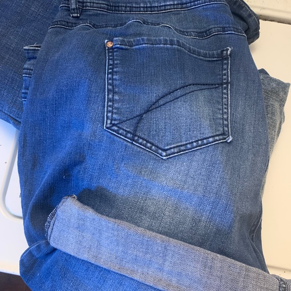 Brand new pairs of jeans! - Picture 4 of 13